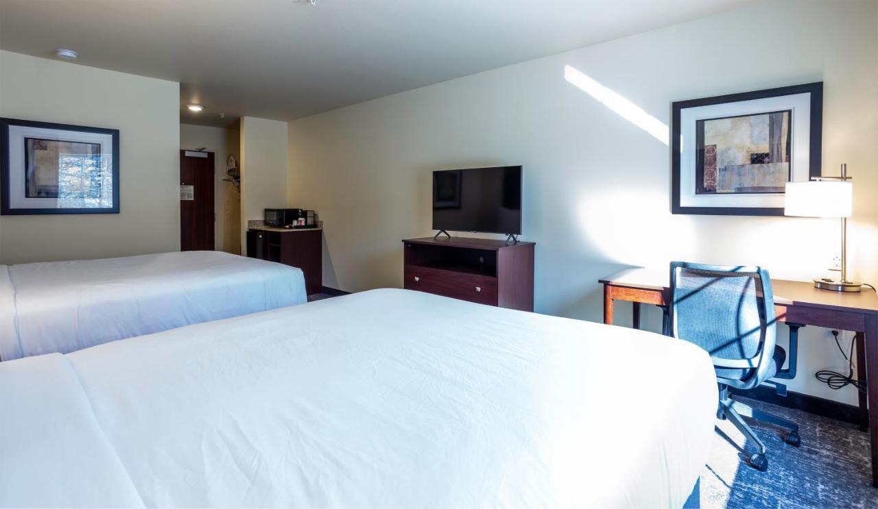 Cobblestone Inn & Suites - Brookville エクステリア 写真