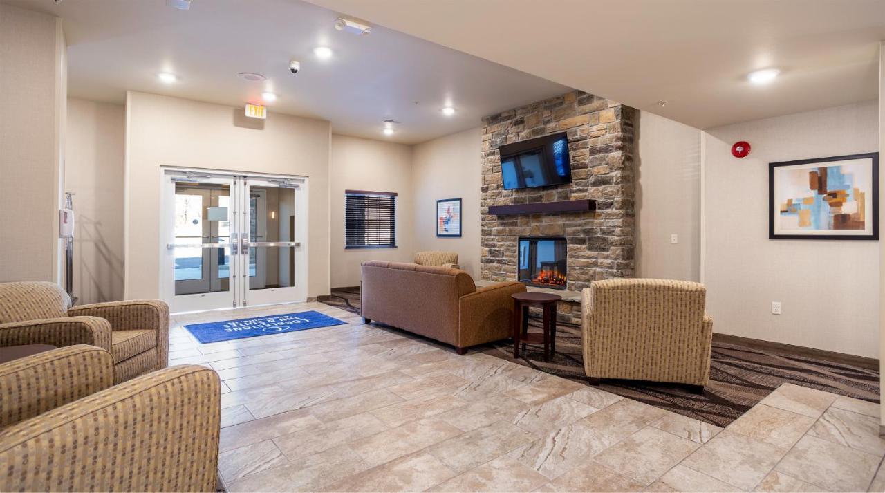 Cobblestone Inn & Suites - Brookville エクステリア 写真