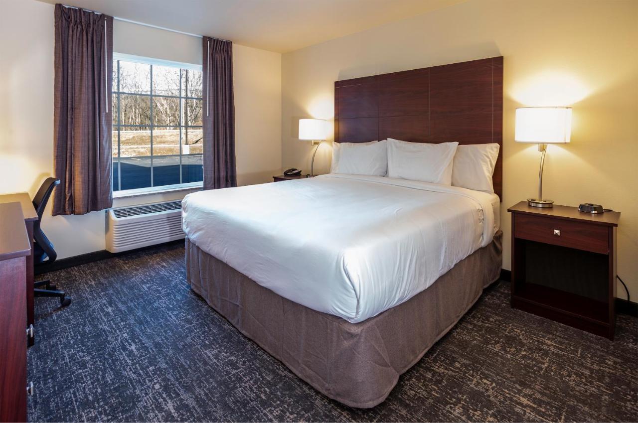 Cobblestone Inn & Suites - Brookville エクステリア 写真
